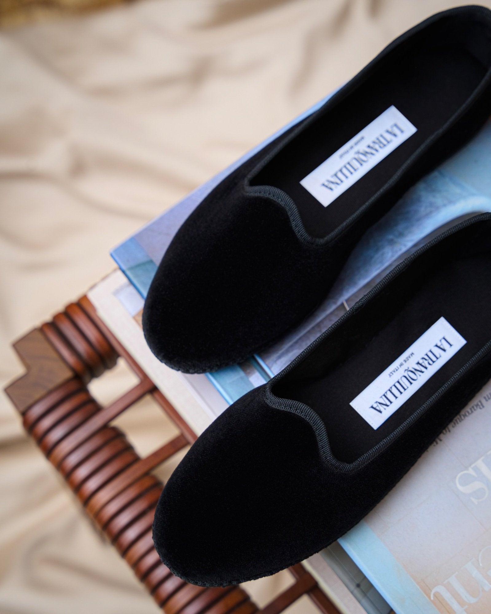 LA TRANQUILLINA furlane friulane nero black venetian slippers velvet pair handmade in Italy