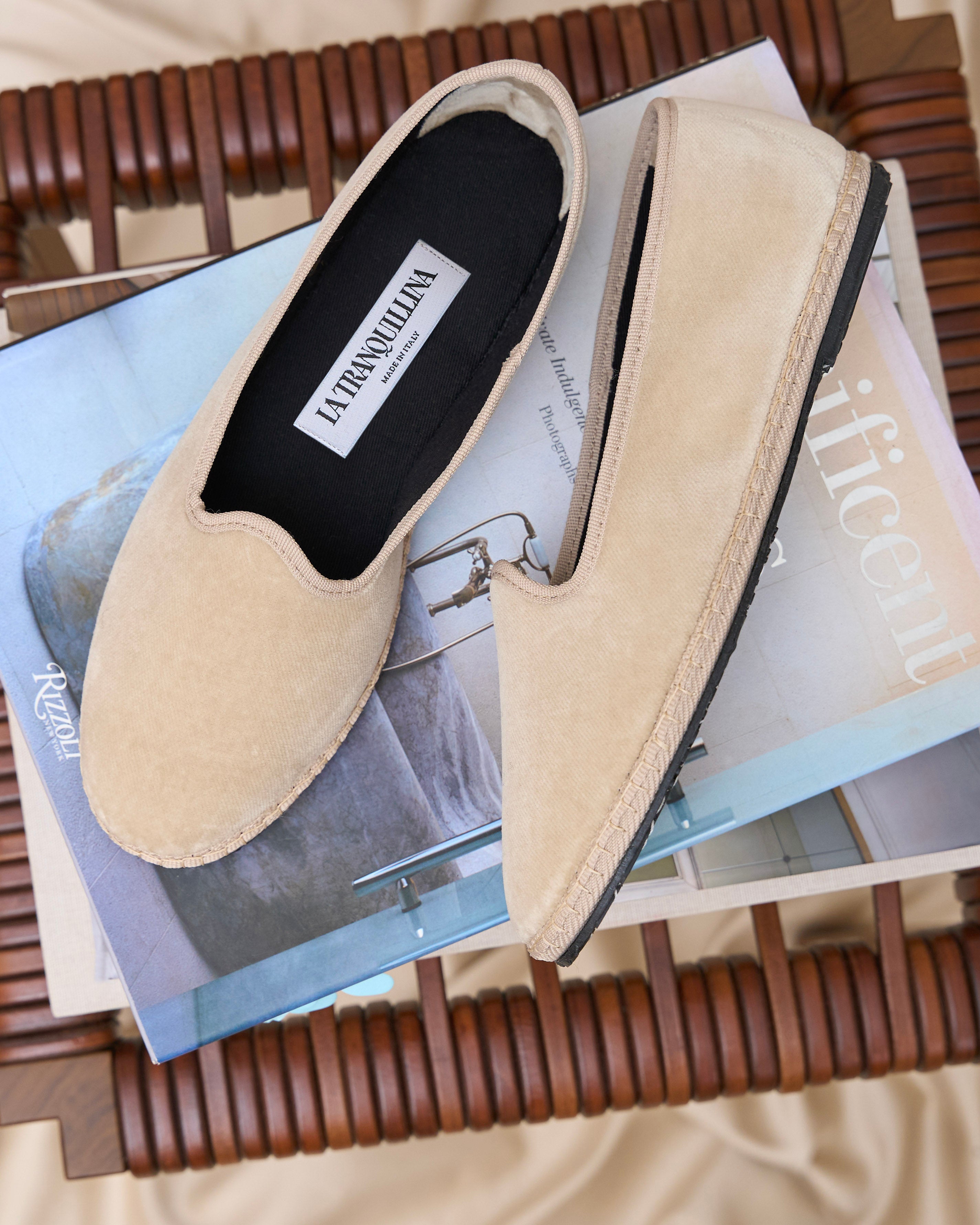 LA TRANQUILLINA Round Toe beige Venetian velvet slippers handmade in Italy